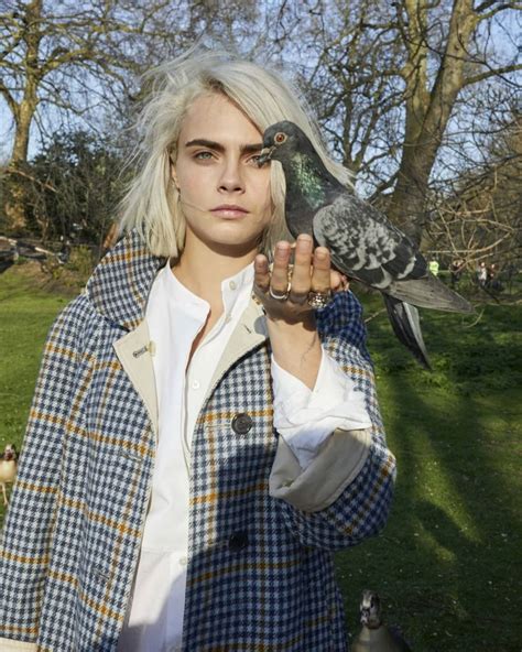 cara delevingne Burberry Her